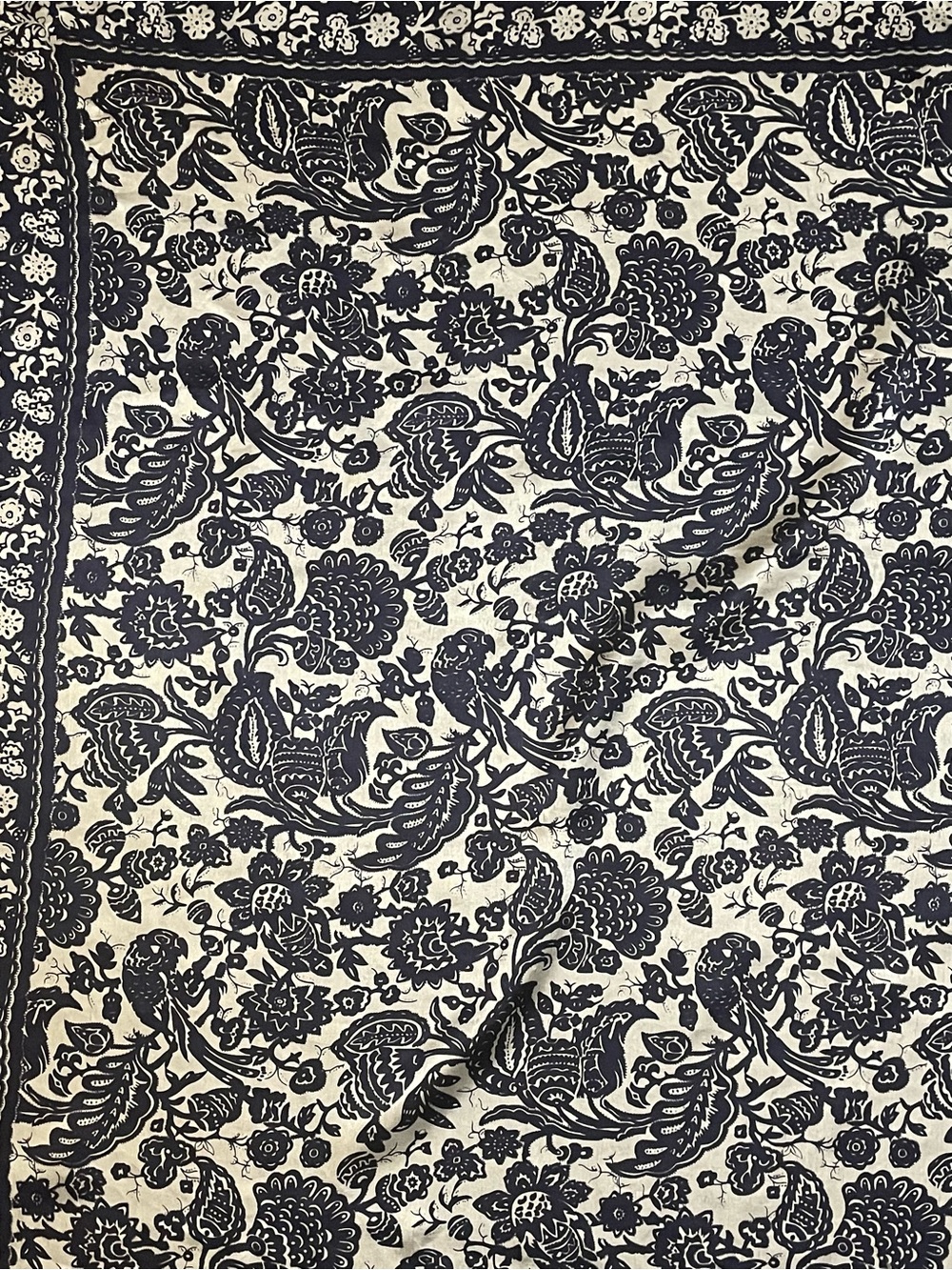 Vintage Scarf Navy Blue Cream Silk Parrot Bird Print Large 34 In Sq - Picture 3 of 10